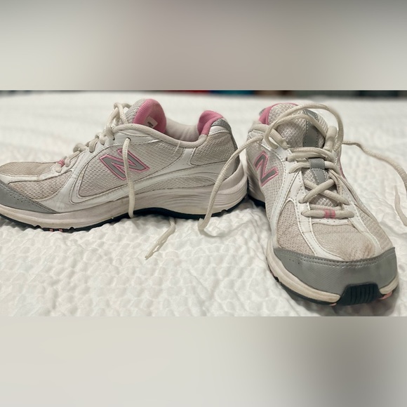 New Balance Women’s Walking Shoe - Picture 1 of 11